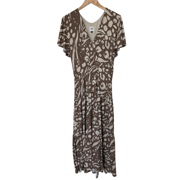 CAbi Women's XL Beige Tiered Faux Wrap Midi Dress Summer Chic Abstract Pattern - Picture 2 of 7